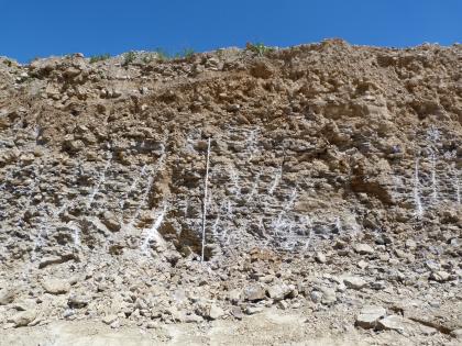 Frisch gesprengter Plattenkalk Frisch gesprengter Plattenkalk