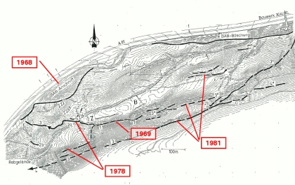 Übersicht mit Abrisskanten verschiedener Jahre (Grafik: Brodbeck, 2010) Schwarzweißer Kartenausschnitt entlang der Autobahn 81 mit modellierten Höhenlinien und Abrisskanten mehrerer Hangrutschungen.