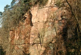Felswand im Buntsandstein bei Lahr